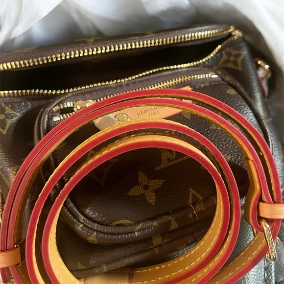 Mini Bumbag - Picture 3 of 4